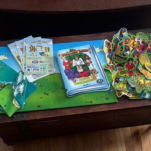 Large set of Bible felts with book and board